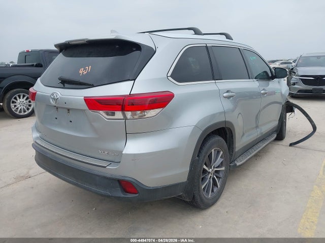 44947074 :رقم المزاد ، 5TDJZRFH9KS620034 vin ، 2019 Toyota Highlander Xle مزاد بيع