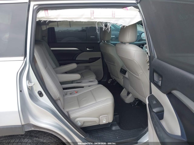 44947074 :رقم المزاد ، 5TDJZRFH9KS620034 vin ، 2019 Toyota Highlander Xle مزاد بيع