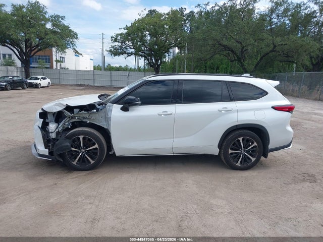 Aukcja sprzedaży 2022 Toyota Highlander Xse, vin: 5TDLZRAH3NS102408, numer aukcji: 44947085
