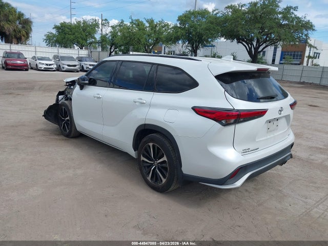 Aukcja sprzedaży 2022 Toyota Highlander Xse, vin: 5TDLZRAH3NS102408, numer aukcji: 44947085