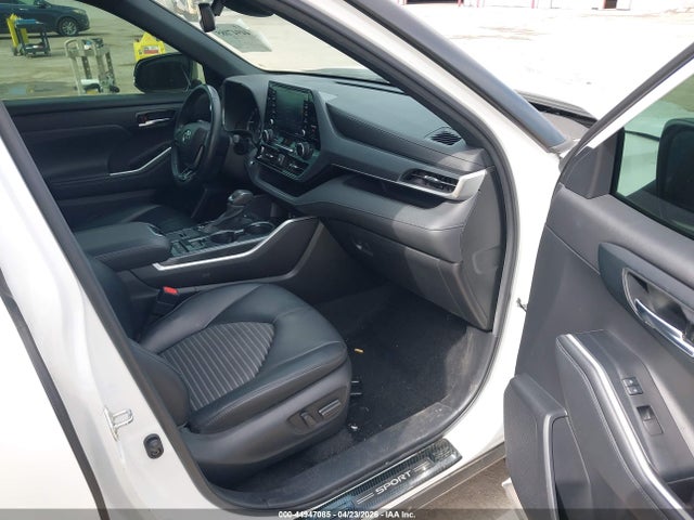Aukcja sprzedaży 2022 Toyota Highlander Xse, vin: 5TDLZRAH3NS102408, numer aukcji: 44947085