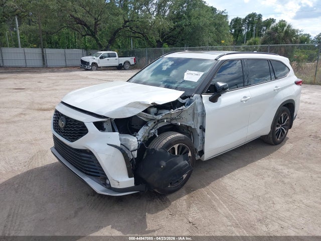 Aukcja sprzedaży 2022 Toyota Highlander Xse, vin: 5TDLZRAH3NS102408, numer aukcji: 44947085