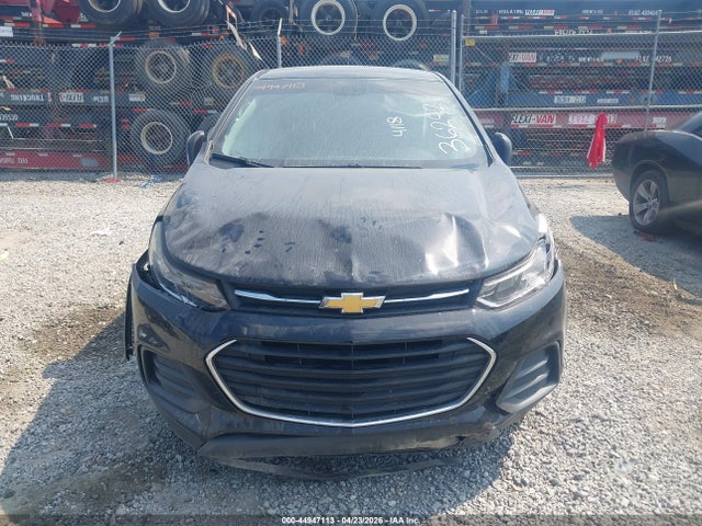 3GNCJKSBXJL362921 Chevrolet TRAX LS