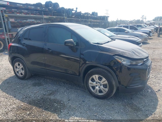 3GNCJKSBXJL362921 Chevrolet TRAX LS
