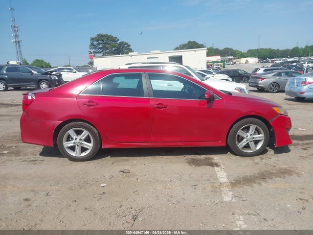 2013 Toyota Camry Se მანქანა იყიდება აუქციონზე, vin: 4T1BF1FK1DU700819, აუქციონის ნომერი: 44947146