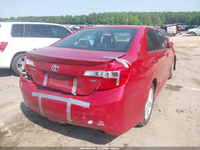 2013 Toyota Camry Se მანქანა იყიდება აუქციონზე, vin: 4T1BF1FK1DU700819, აუქციონის ნომერი: 44947146
