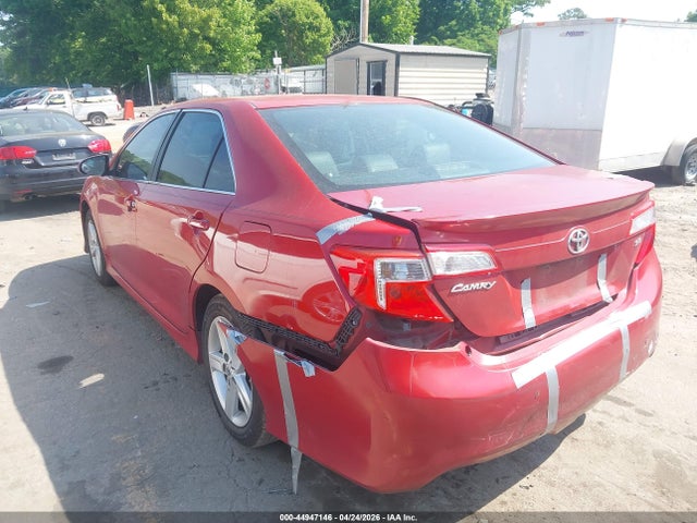 2013 Toyota Camry Se მანქანა იყიდება აუქციონზე, vin: 4T1BF1FK1DU700819, აუქციონის ნომერი: 44947146