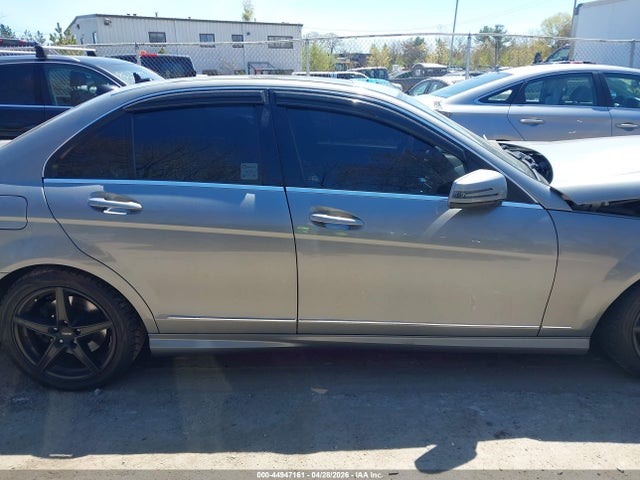 Продаж на аукціоні авто 2013 Mercedes-benz C 300 Sport 4matic, vin: WDDGF8AB3DR247435, номер лоту: 44947161