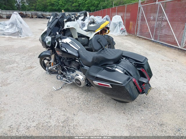 2024 Harley-davidson Flhx მანქანა იყიდება აუქციონზე, vin: 1HD1KB717RB643826, აუქციონის ნომერი: 44947167