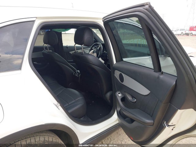44947181 :رقم المزاد ، WDC0G4KB4K1001290 vin ، 2019 Mercedes-benz Glc 300 4matic مزاد بيع