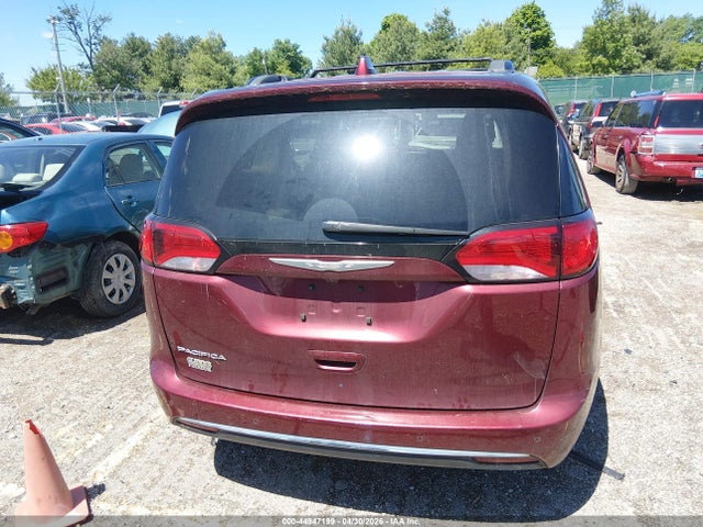 Продажа на аукционе авто 2017 Chrysler Pacifica Touring-l, vin: 2C4RC1BG0HR516052, номер лота: 44947199