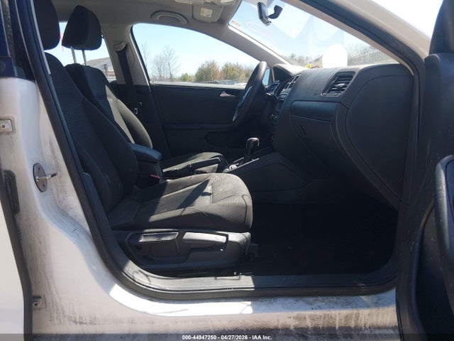 Auction sale of the 2015 Volkswagen Jetta 2.0l S, vin: 3VW2K7AJ5FM402568, lot number: 44947250