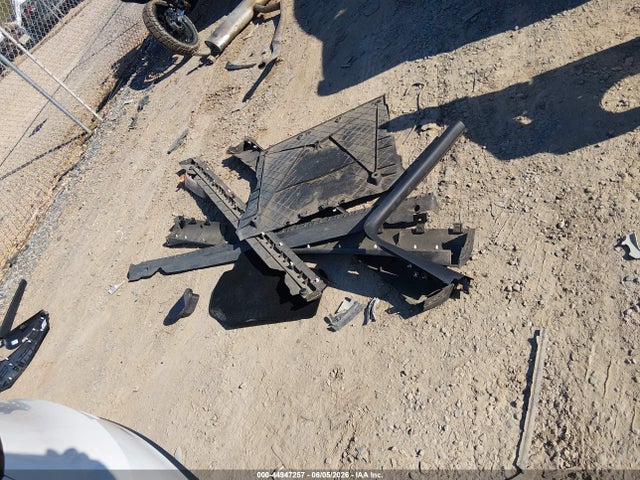 2021 Tesla Model Y Standard Range Rear-wheel Drive მანქანა იყიდება აუქციონზე, vin: 5YJYGDED8MF109556, აუქციონის ნომერი: 44947257