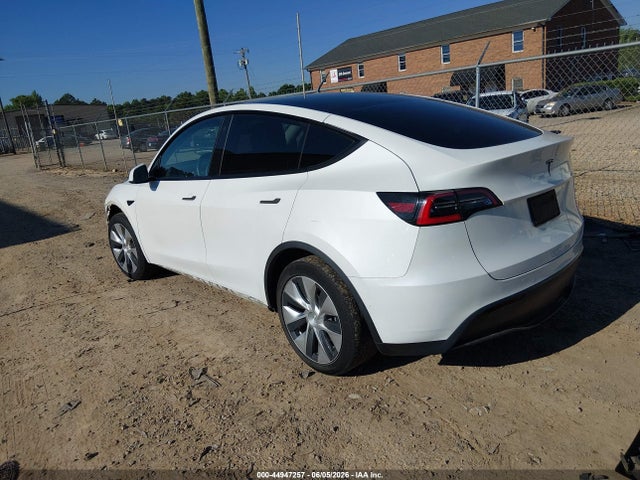 2021 Tesla Model Y Standard Range Rear-wheel Drive მანქანა იყიდება აუქციონზე, vin: 5YJYGDED8MF109556, აუქციონის ნომერი: 44947257