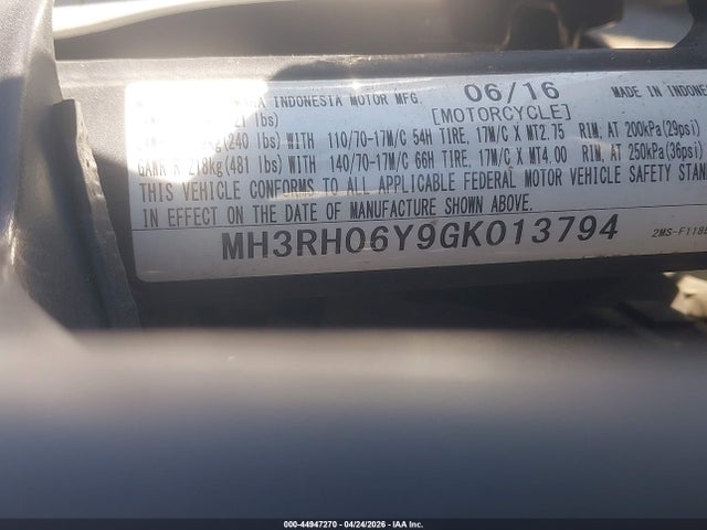 MH3RH06Y9GK013794 Yamaha YZFR3