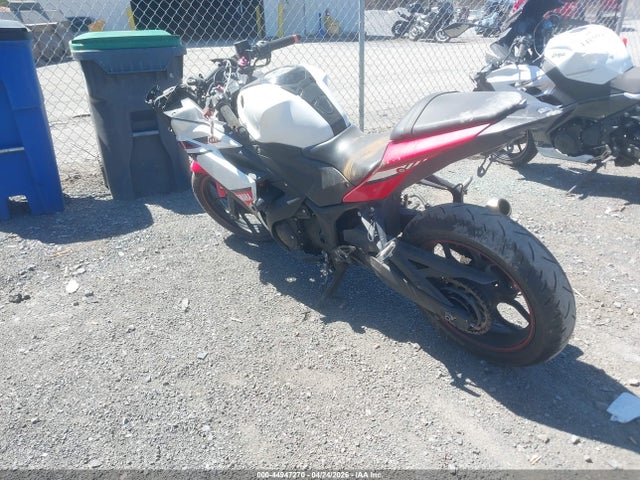 MH3RH06Y9GK013794 Yamaha YZFR3