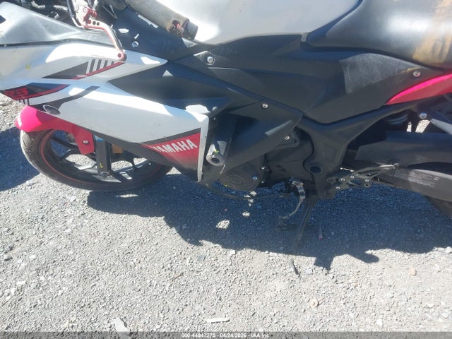 MH3RH06Y9GK013794 Yamaha YZFR3