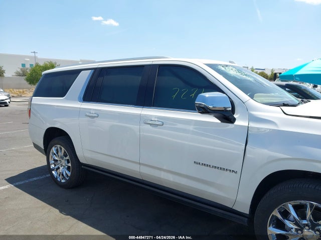 Chevrolet Suburban 2wd Premier 2022 1GNSCFKD1NR113985 Image 14