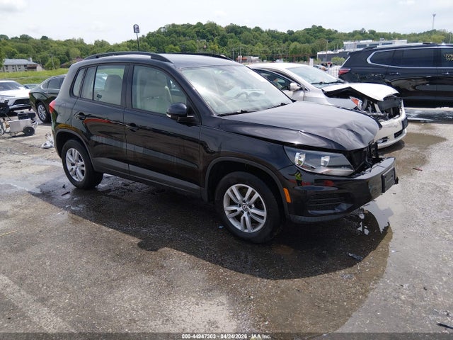 2016 Volkswagen Tiguan S მანქანა იყიდება აუქციონზე, vin: WVGBV7AX7GW563998, აუქციონის ნომერი: 44947303