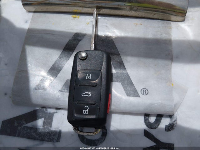 2016 Volkswagen Tiguan S მანქანა იყიდება აუქციონზე, vin: WVGBV7AX7GW563998, აუქციონის ნომერი: 44947303