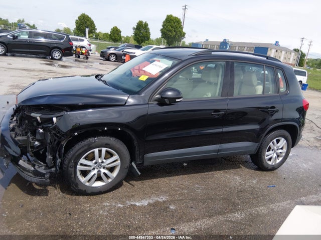 2016 Volkswagen Tiguan S მანქანა იყიდება აუქციონზე, vin: WVGBV7AX7GW563998, აუქციონის ნომერი: 44947303