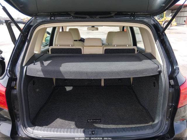 2016 Volkswagen Tiguan S მანქანა იყიდება აუქციონზე, vin: WVGBV7AX7GW563998, აუქციონის ნომერი: 44947303