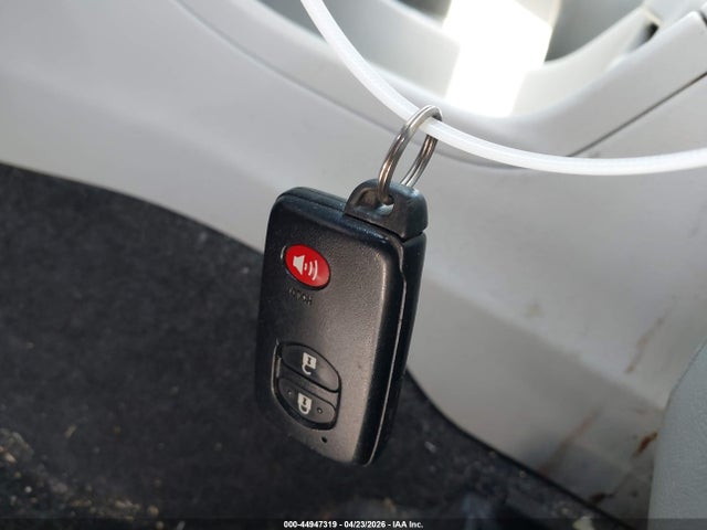 JTDZN3EU8E3314118 Toyota Prius V Five