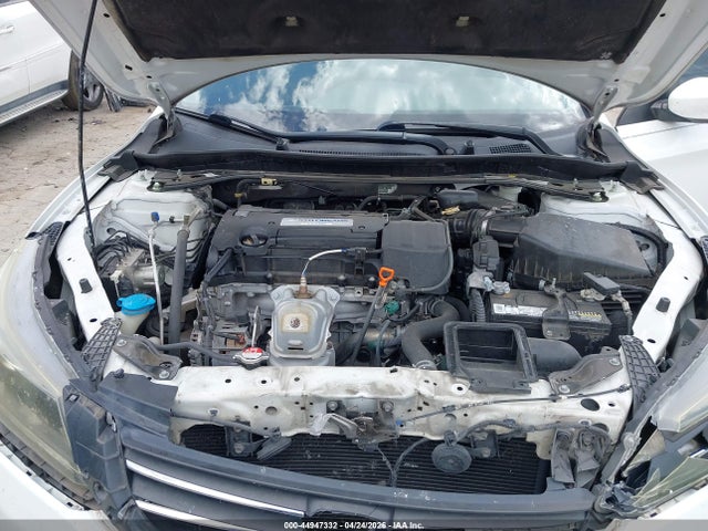 Продажа на аукционе авто 2015 Honda Accord Sport, vin: 1HGCR2F5XFA000402, номер лота: 44947332
