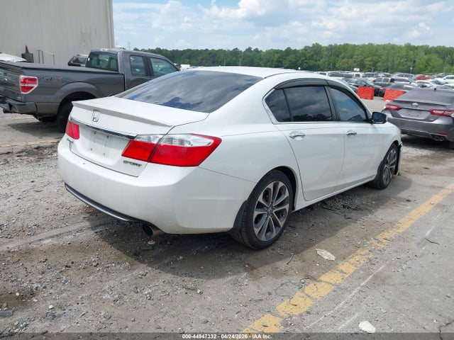 Продажа на аукционе авто 2015 Honda Accord Sport, vin: 1HGCR2F5XFA000402, номер лота: 44947332