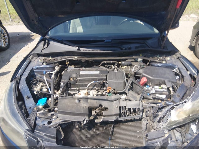 2015 Honda Accord Ex-l მანქანა იყიდება აუქციონზე, vin: 1HGCR2F82FA050513, აუქციონის ნომერი: 44947336