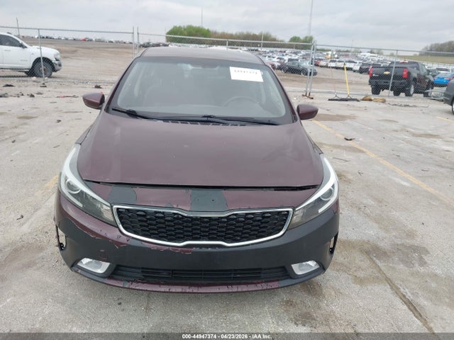 44947374 :رقم المزاد ، 3KPFL4A76JE201804 vin ، 2018 Kia Forte Lx مزاد بيع