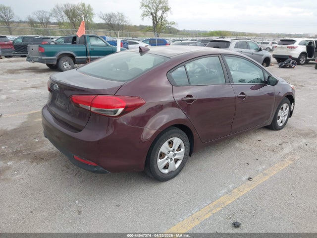 44947374 :رقم المزاد ، 3KPFL4A76JE201804 vin ، 2018 Kia Forte Lx مزاد بيع