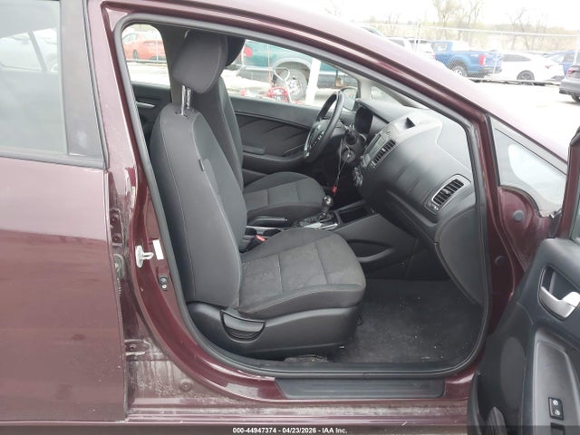 44947374 :رقم المزاد ، 3KPFL4A76JE201804 vin ، 2018 Kia Forte Lx مزاد بيع