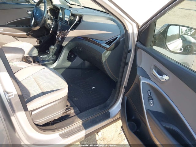 Продаж на аукціоні авто 2017 Hyundai Santa Fe Se, vin: KM8SM4HF4HU166311, номер лоту: 44947379