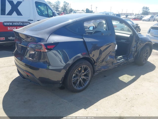 44947380 :رقم المزاد ، 7SAYGDED0SF316099 vin ، 2025 Tesla Model Y Long Range Dual Motor Rear-wheel Drive مزاد بيع