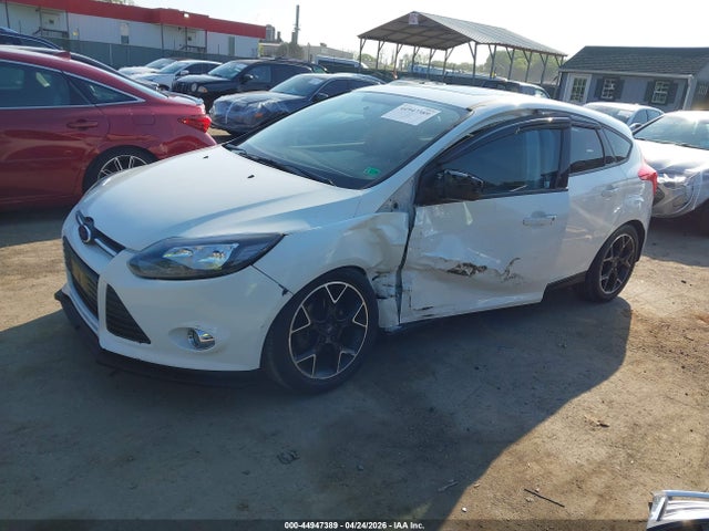 44947389 :رقم المزاد ، 1FADP3K22DL360118 vin ، 2013 Ford Focus Se مزاد بيع