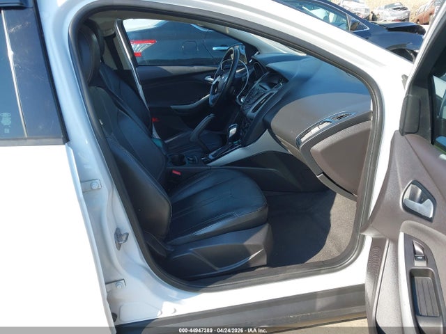 44947389 :رقم المزاد ، 1FADP3K22DL360118 vin ، 2013 Ford Focus Se مزاد بيع