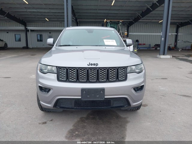 44947395 :رقم المزاد ، 1C4RJFAG9JC207277 vin ، 2018 Jeep Grand Cherokee Altitude 4x4 مزاد بيع