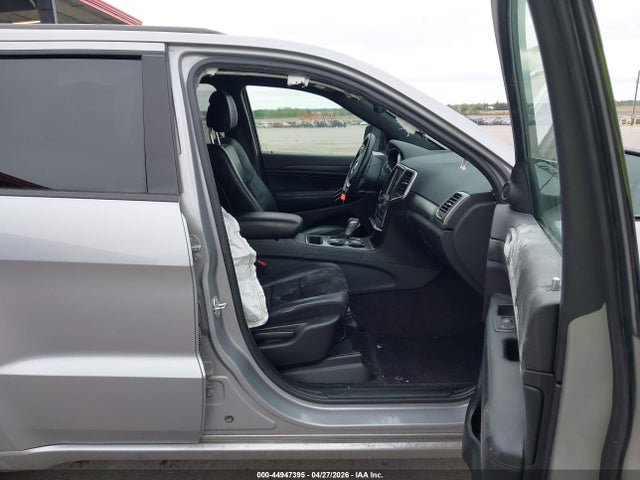 44947395 :رقم المزاد ، 1C4RJFAG9JC207277 vin ، 2018 Jeep Grand Cherokee Altitude 4x4 مزاد بيع