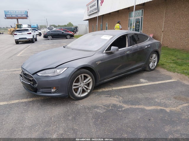 44947405 :رقم المزاد ، 5YJSA1H14EFP35789 vin ، 2014 Tesla Model S P85 مزاد بيع