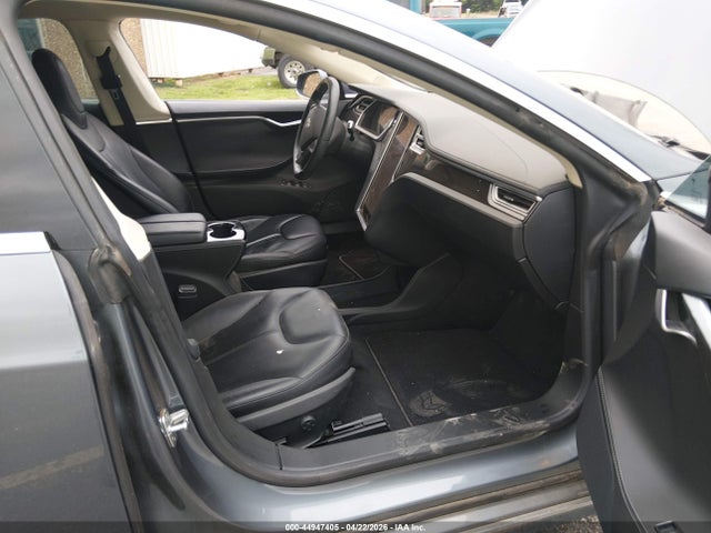44947405 :رقم المزاد ، 5YJSA1H14EFP35789 vin ، 2014 Tesla Model S P85 مزاد بيع