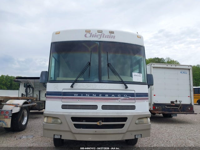 Продаж на аукціоні авто 1999 Ford F550 Winnebago Cheiftan Super Duty Stripped Chass, vin: 3FCNF53S1XJA32785, номер лоту: 44947412