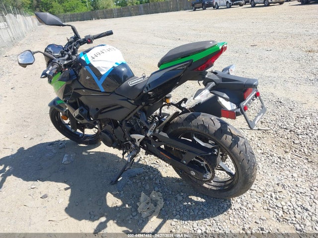 Kawasaki Er400 D 2022 JKAERKD13NDAF1432 Image 3
