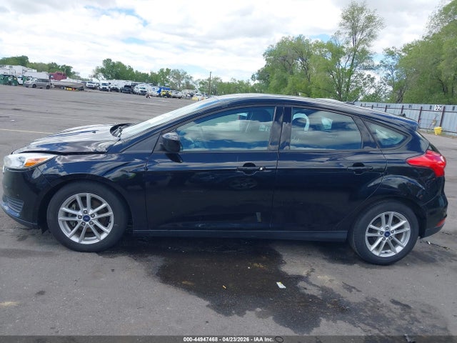 Ford FOCUS SE 2018 1FADP3K29JL311185 Image 14