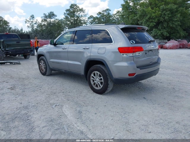 2018 Jeep Grand Cherokee Laredo E 4x2 მანქანა იყიდება აუქციონზე, vin: 1C4RJEAG0JC131197, აუქციონის ნომერი: 44947480