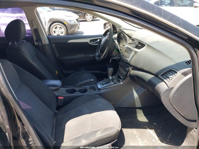 3N1AB7AP0EL695869 Nissan SENTRA SV