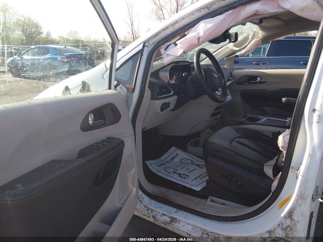 Продаж на аукціоні авто 2023 Chrysler Pacifica Touring L, vin: 2C4RC1BG3PR605919, номер лоту: 44947493