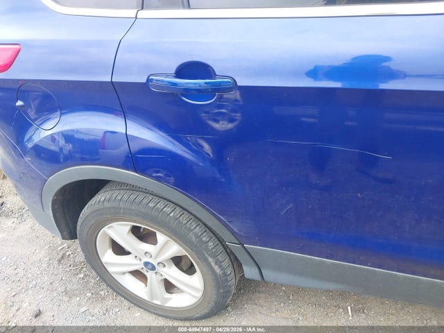 Продаж на аукціоні авто 2016 Ford Escape Se, vin: 1FMCU9G96GUC52439, номер лоту: 44947497