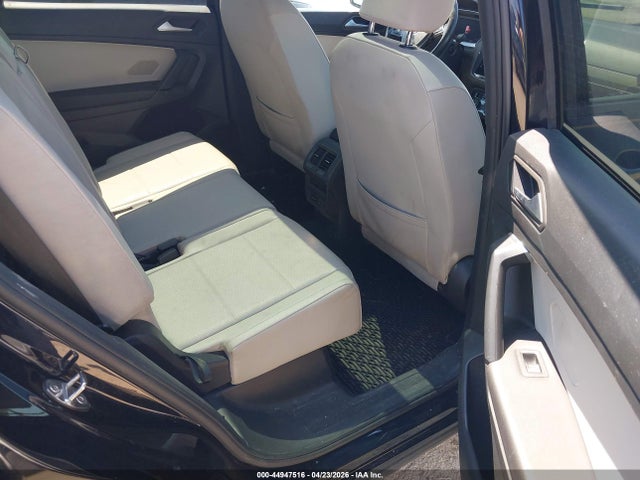 Auction sale of the 2019 Volkswagen Tiguan 2.0t Se/2.0t Sel/2.0t Sel R-line/2.0t Sel R-line Black, vin: 3VV3B7AX7KM168795, lot number: 44947516