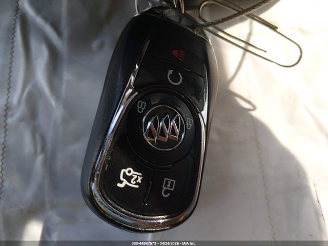 44947573 :رقم المزاد ، 1G4ZS5SS4HU181438 vin ، 2017 Buick Lacrosse Premium مزاد بيع